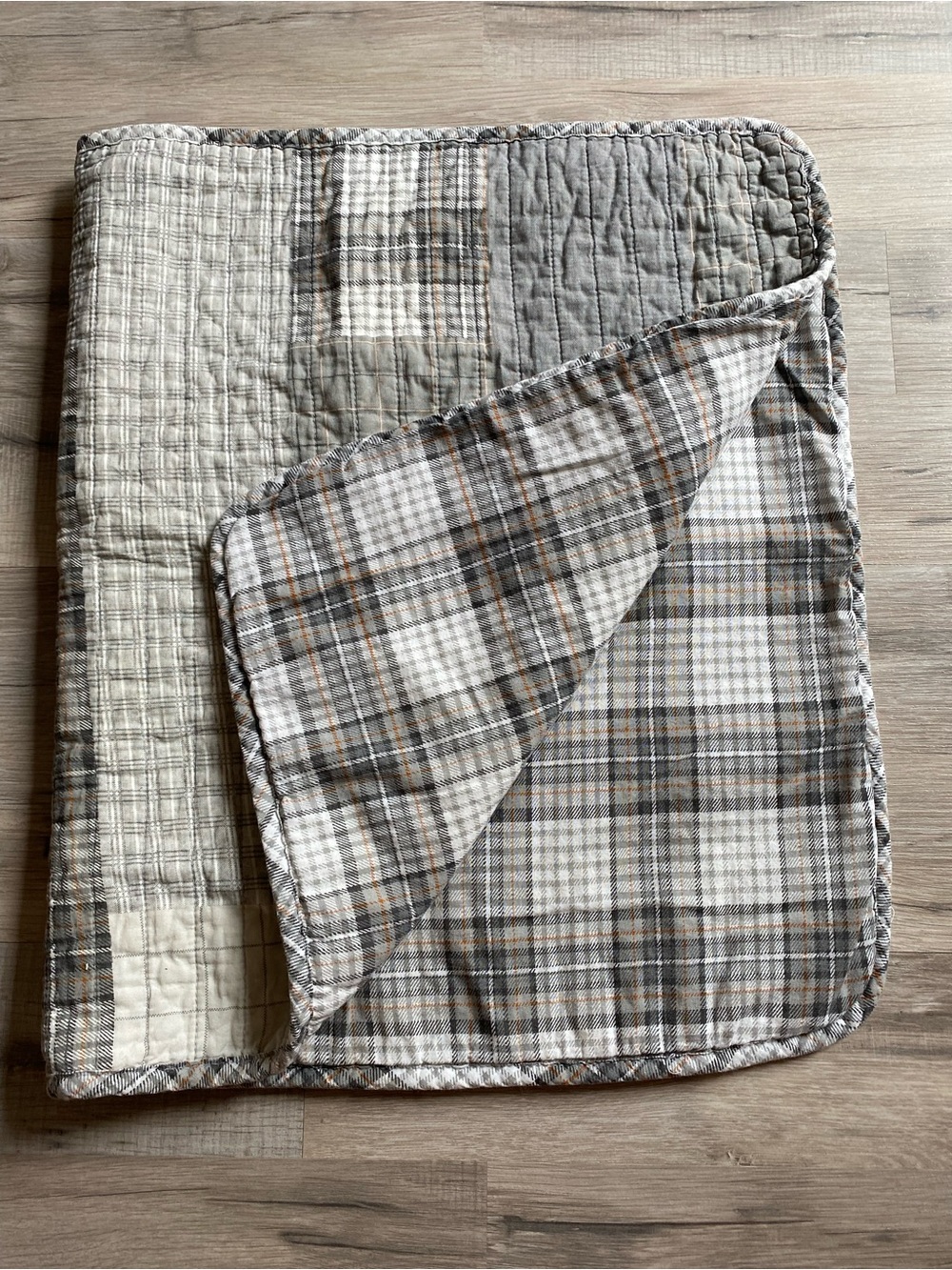 Eddie Bauer sham Neutral Plaid Quilted sham- Reverse coloring